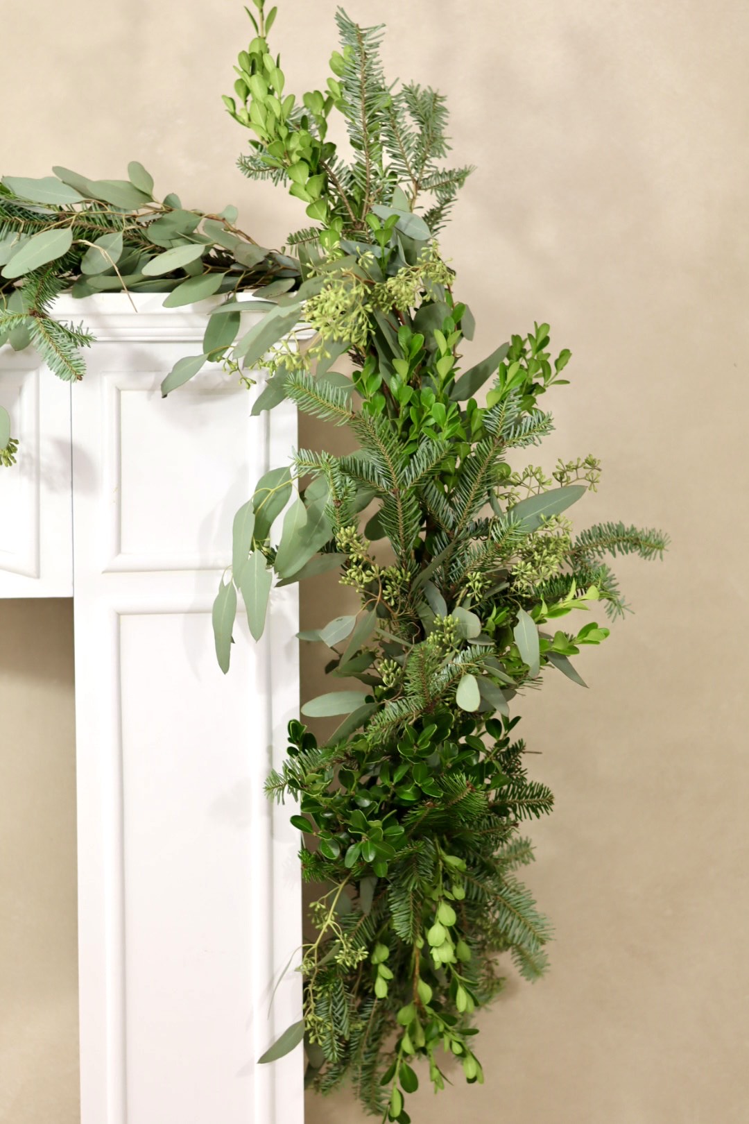 Very Merry Garland