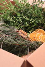 Build-a-Wreath Kit -Deluxe Makes Two Fresh Wreaths