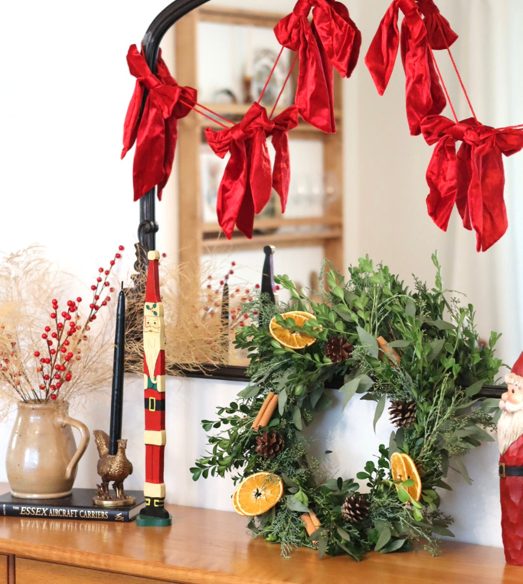 Build-a-Wreath Kit -Deluxe Makes Two Fresh Wreaths