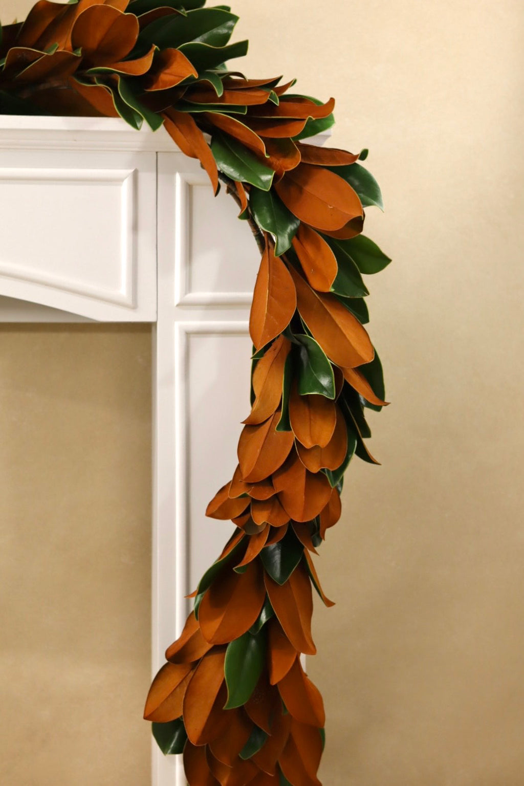 Magnolia Garland