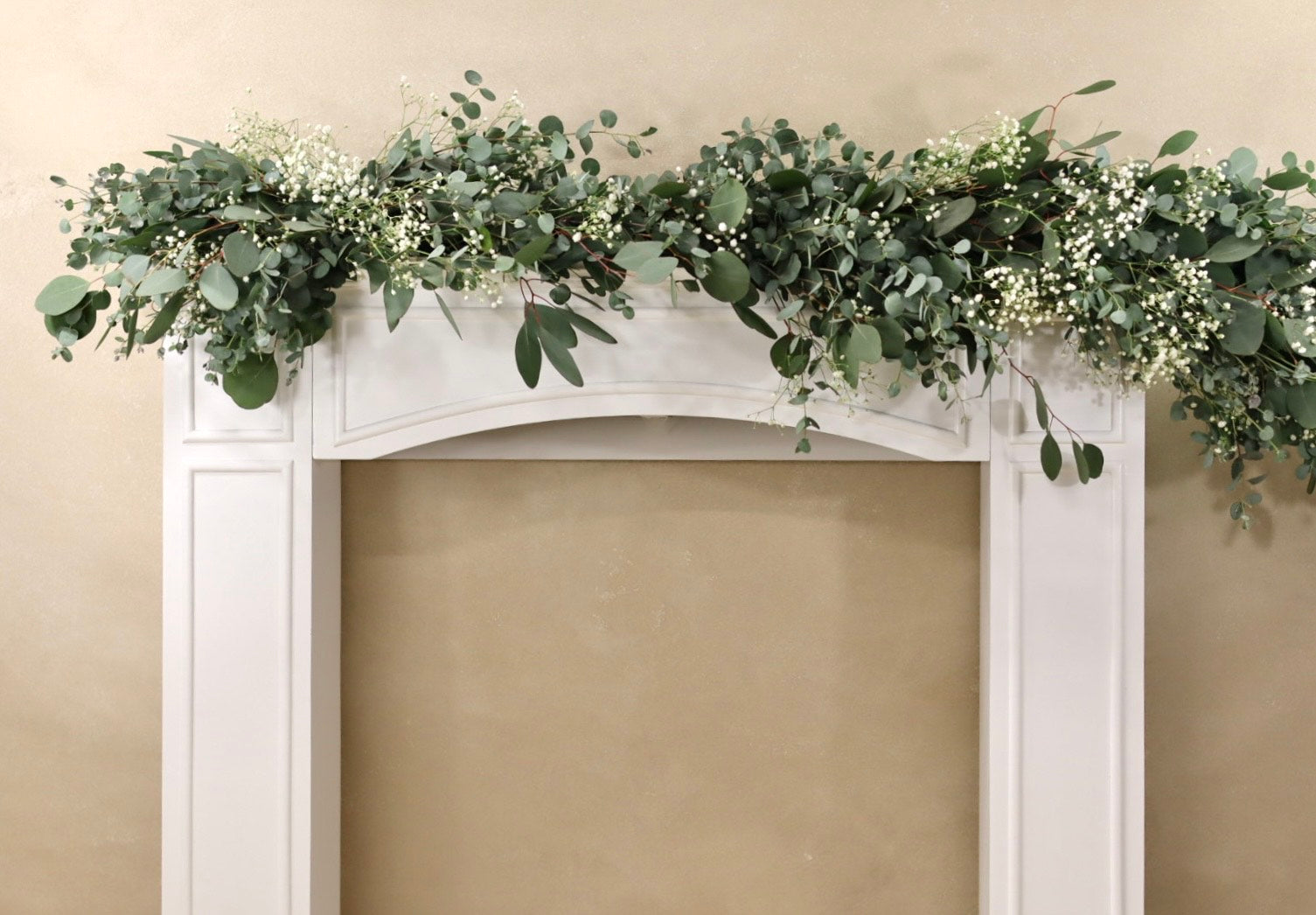 Gunni, Silver Dollar, Baby Blue and Babies Breath Garland