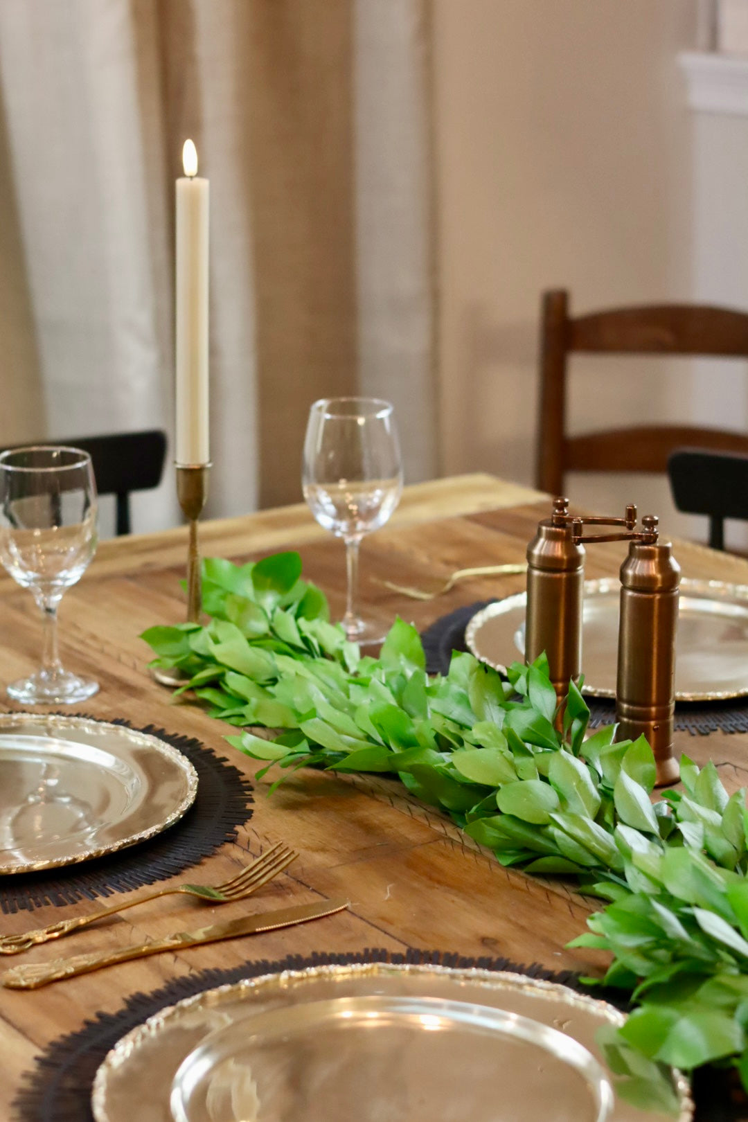 Israeli Ruscus Garland