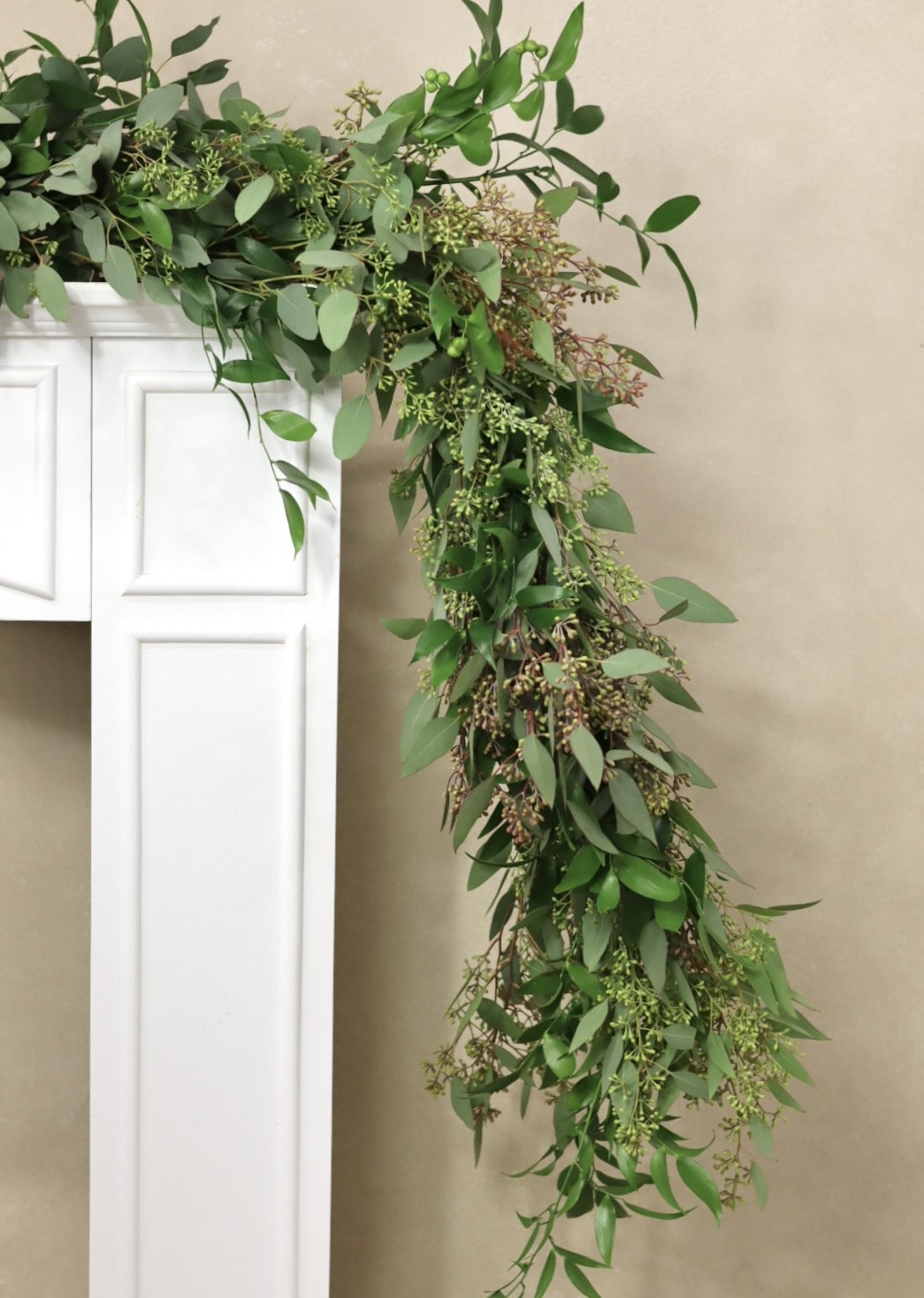 Italian Ruscus Seeded Eucalyptus Garland