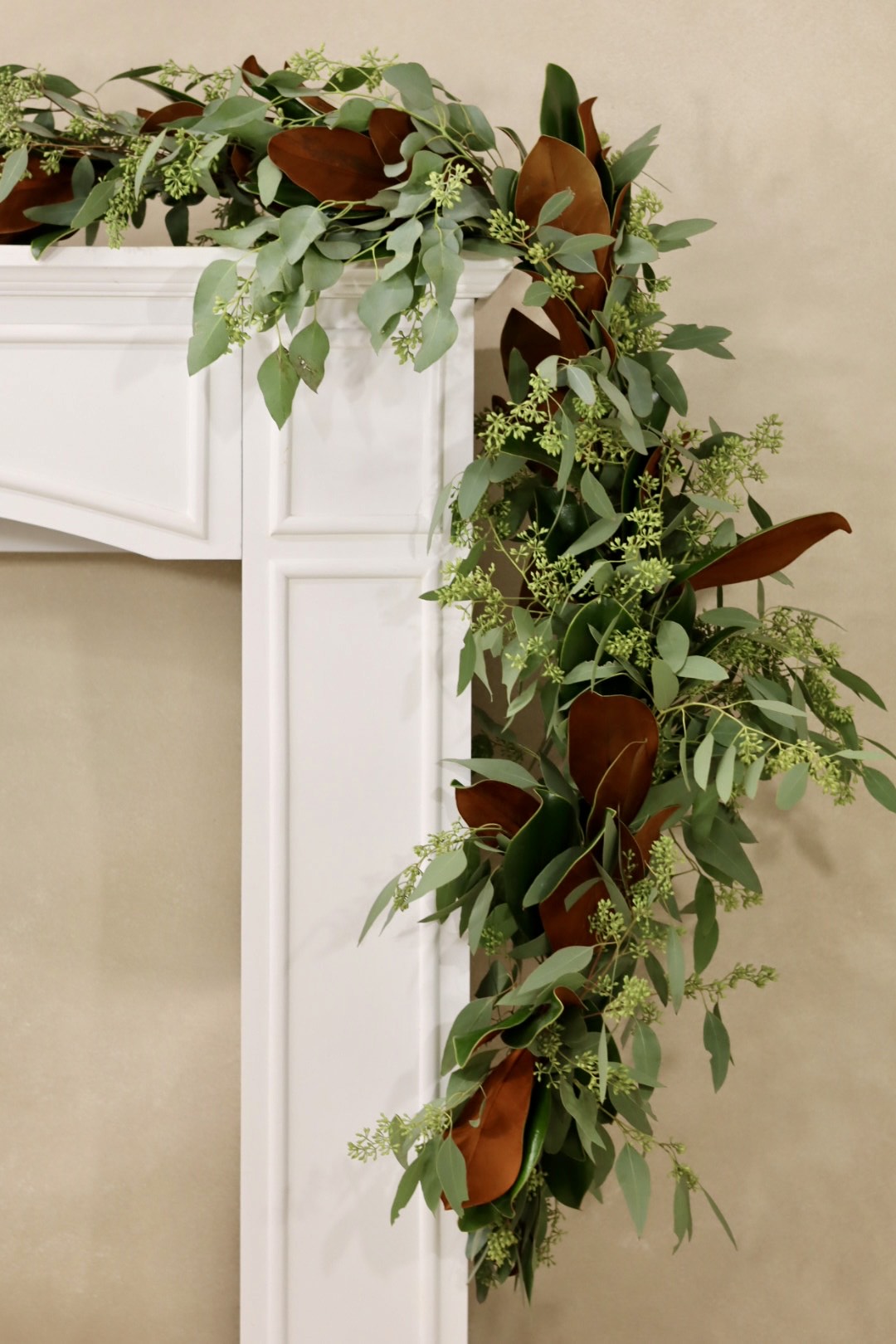 Magnolia and Seeded Eucalyptus Garland