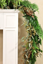 Sparkling Snowflake Garland