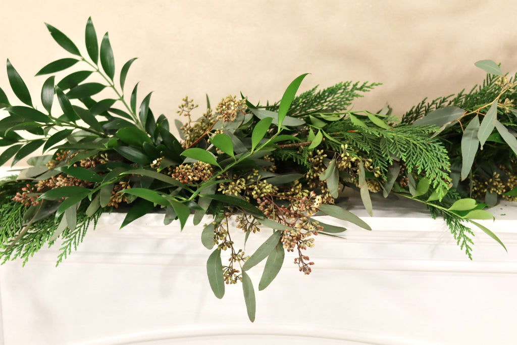 Sparkling Snowflake Garland