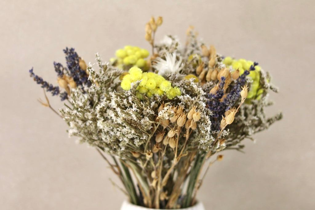 Natural Yellow n22 Dried Bouquet